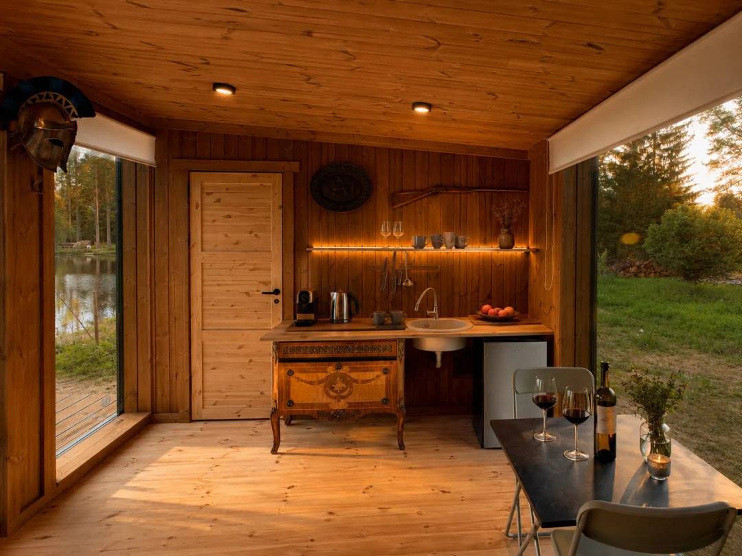 Glass Cabin by the Lake with Deer Park View — 5